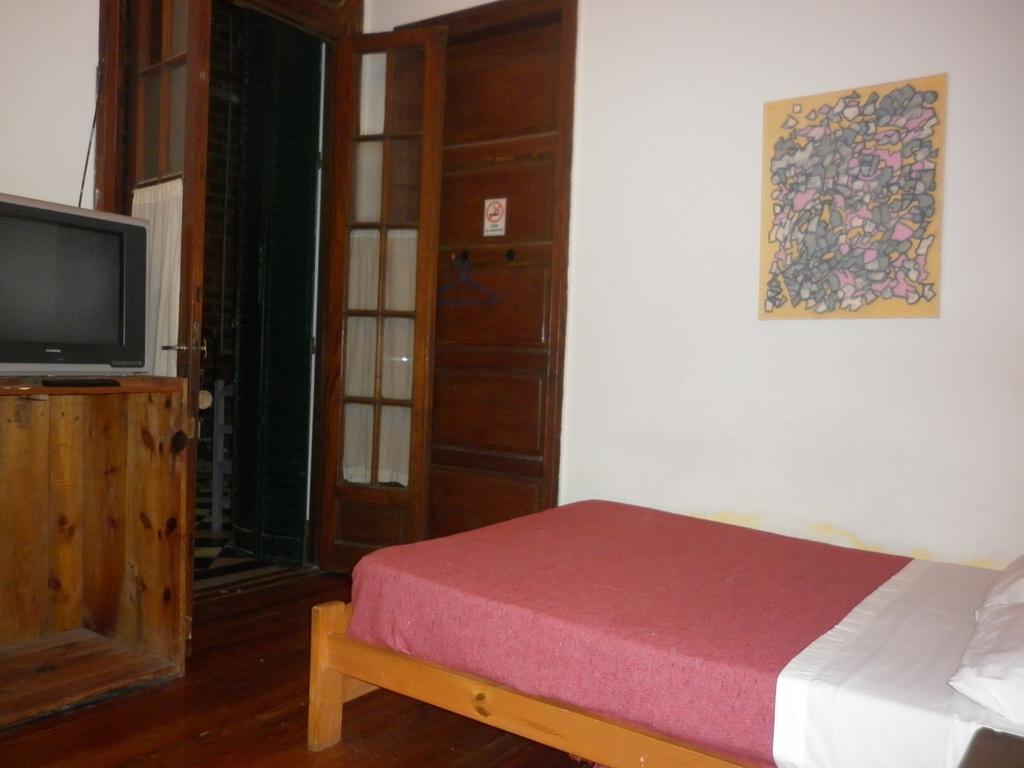 VI Luz Y Entre Hostel Buenos Aires Zimmer foto