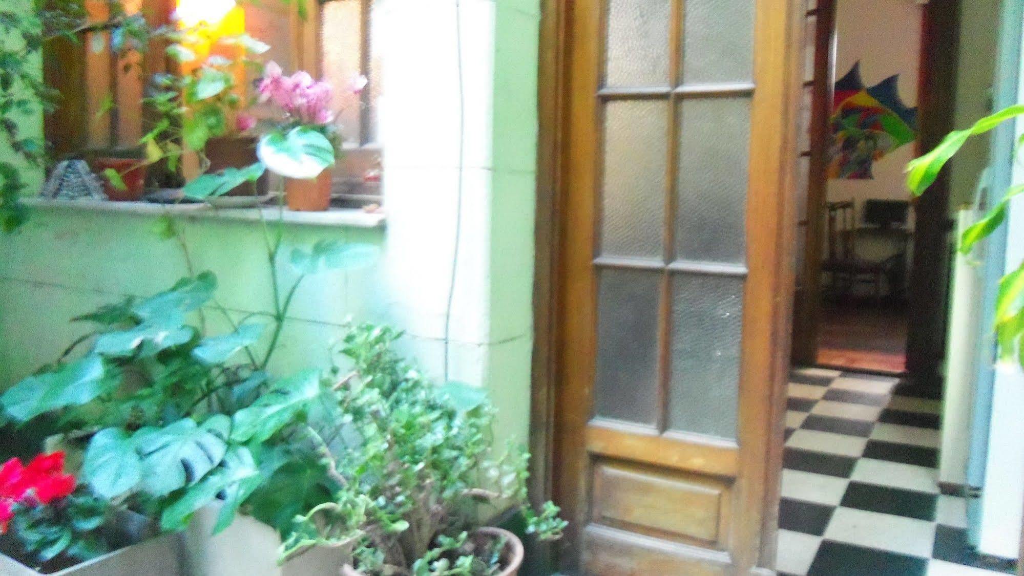 VI Luz Y Entre Hostel Buenos Aires Exterior foto